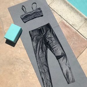 CARBON38 High Rise Full-Length Legging Takara M